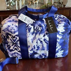 Nicole Miller duffel bag/sack/tote/travel bag, zip top,shoe compartment & more